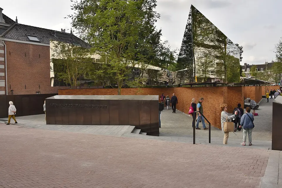 National Holocaust Names Memorial, Amsterdam